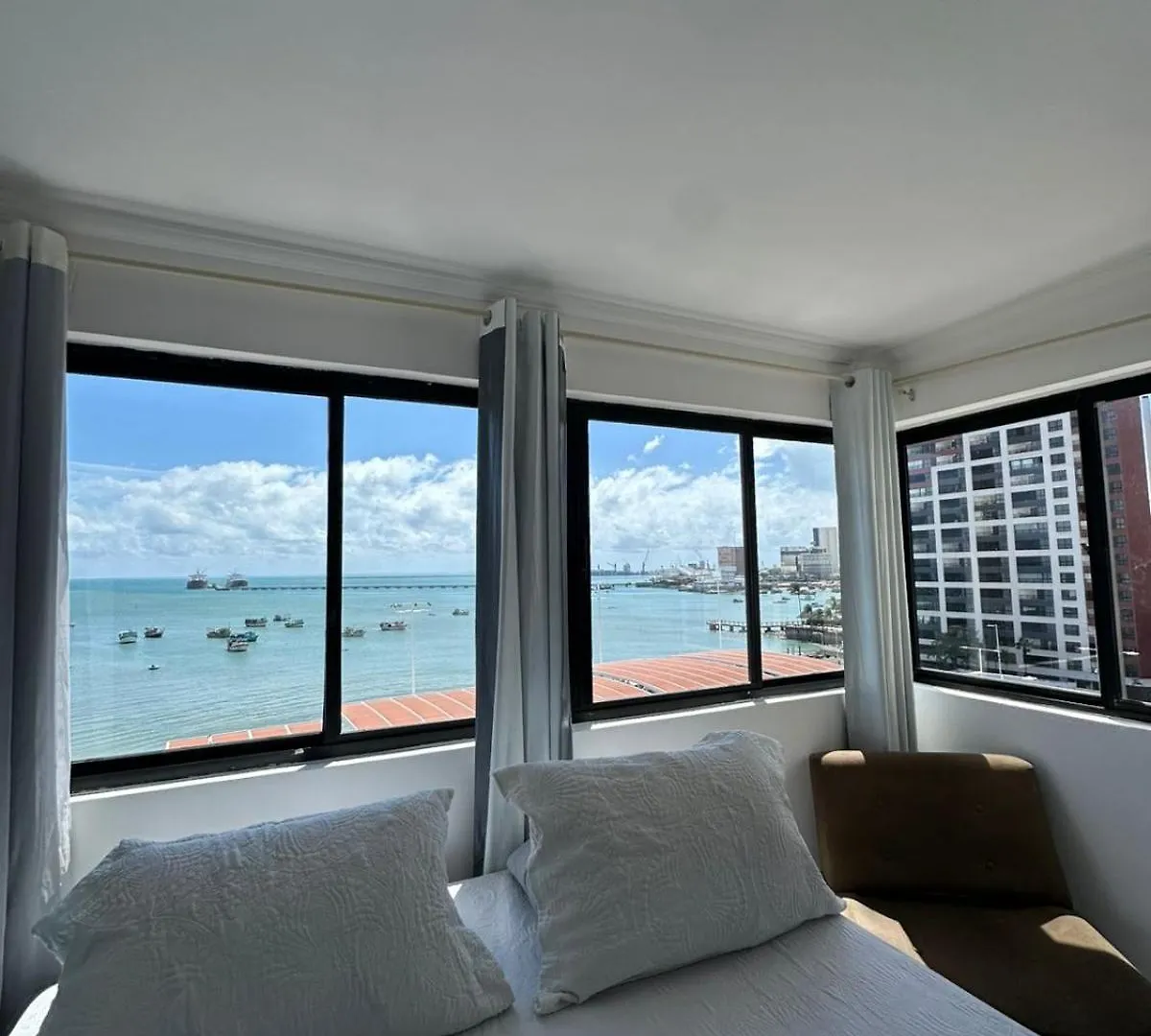 Apartment 505 Facing The Sea 2 Bedrooms 70M2 Total Sea View Fortaleza  Brazil